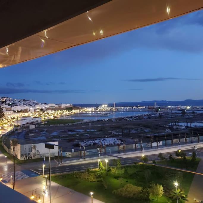 Ocean View Apartment With Airco แทนเจียร์ ภายนอก รูปภาพ